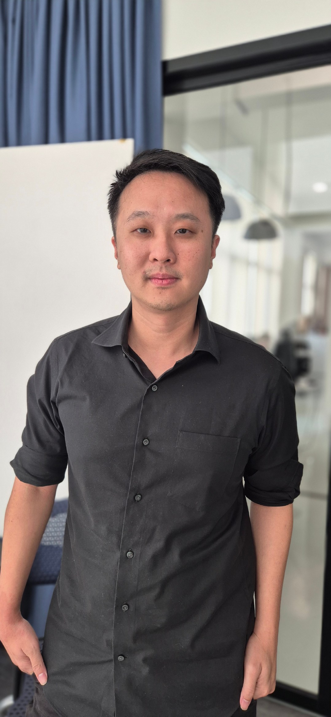 Portrait of Johnson Goh, founder of Mindhive